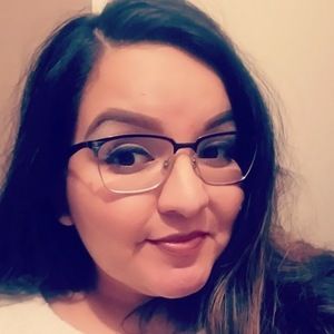 Meet your Posher, Cristina